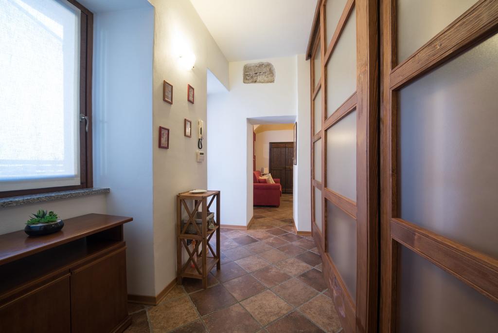 Casa Corte Alla Rocca Arona Exterior foto
